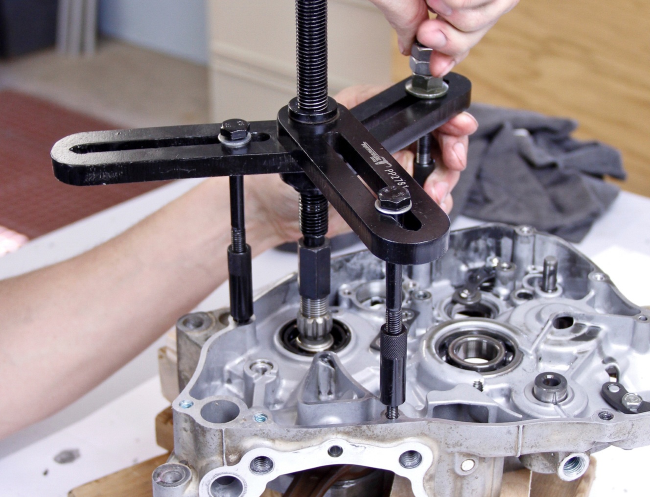Car Motorcycle Crankcase Repair Tool Gearbox Crank Case Separator Removal Kit 